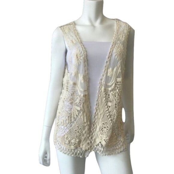 David & Young Crochet Vest - Picture 1 of 5